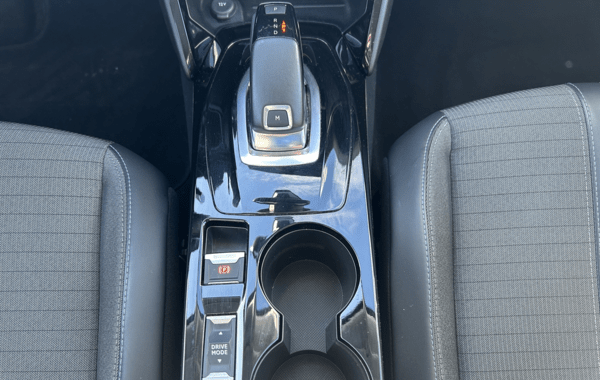 peugeot-2008-1-2-puretech-130ch-s-s-allure-pack-eat8 - 948424713