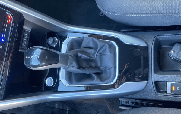 volkswagen-t-roc-1-5-tsi-evo2-150ch-life-plus-dsg7 - 948434713