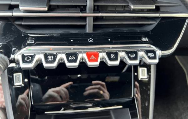 peugeot-2008-1-2-hybrid-145ch-gt-e-dcs6 - 948624713