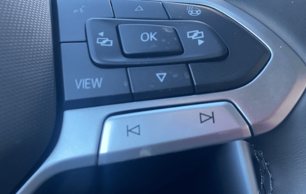 volkswagen-t-roc-1-5-tsi-evo2-150ch-life-plus-dsg7 - 948684713