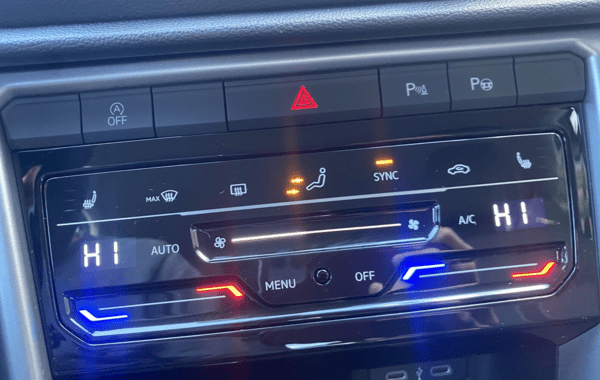 volkswagen-t-roc-1-5-tsi-evo2-150ch-life-plus-dsg7 - 948704713