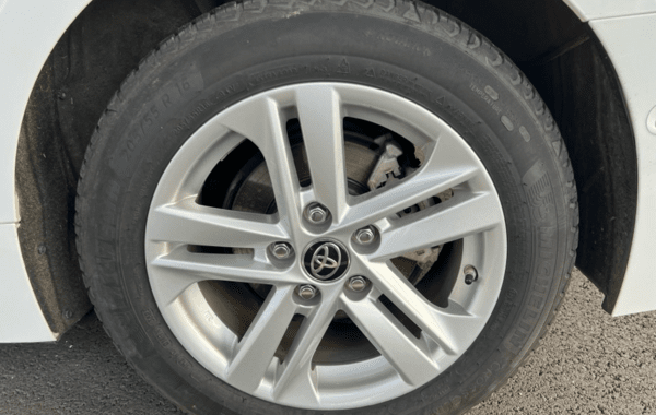 toyota-corolla-touring-spt-122h-dynamic-my21 - 948834713