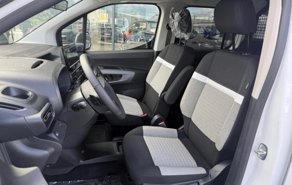 citroen-berlingo-taille-m-1-5-bluehdi-130ch-s-s-max-eat8-5-places - 949374713