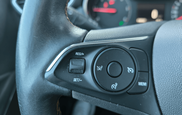 opel-crossland-x-1-6-d-99ch-ecotec-innovation - 949604713