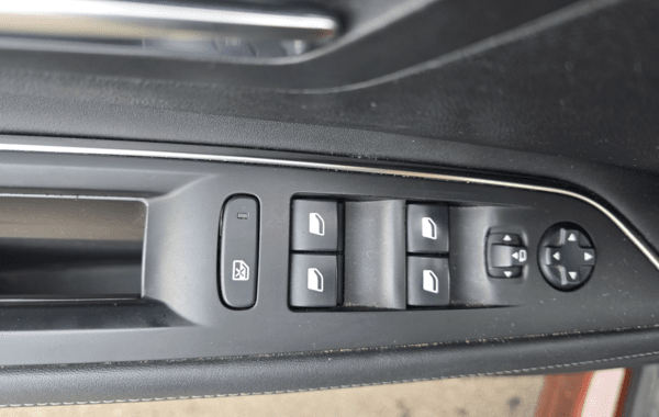 peugeot-3008-1-5-bluehdi-130ch-e6-c-allure-s-s-7cv - 949624713