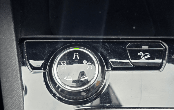 peugeot-3008-1-5-bluehdi-130ch-e6-c-allure-s-s-7cv - 949624713