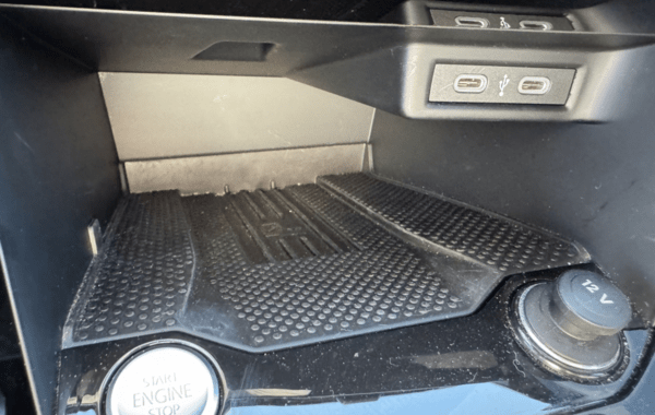 volkswagen-t-roc-1-5-tsi-evo2-150ch-r-line-dsg7 - 950284713