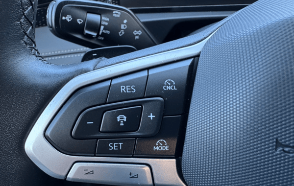 volkswagen-tiguan-2-0-tdi-150ch-life-plus-dsg7 - 950294713