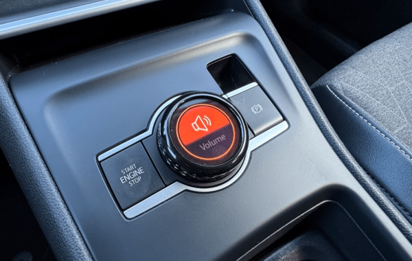 volkswagen-tiguan-2-0-tdi-150ch-life-plus-dsg7 - 950294713