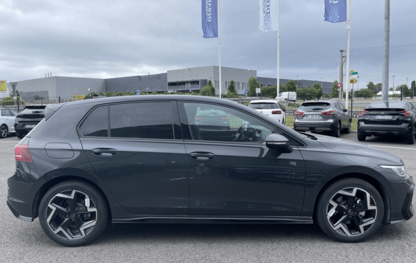 volkswagen-golf-viii-1-5-etsi-evo2-150ch-r-line-dsg7 - 951124713