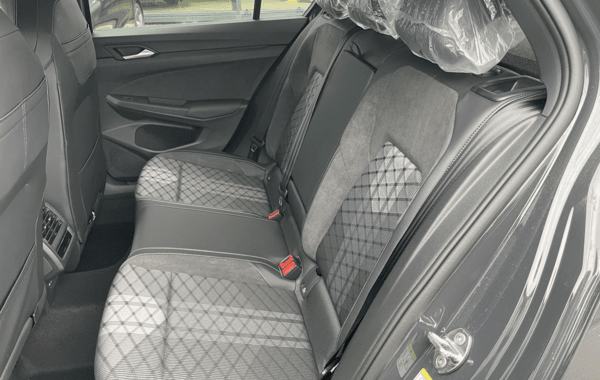 volkswagen-golf-viii-1-5-etsi-evo2-150ch-r-line-dsg7 - 951124713