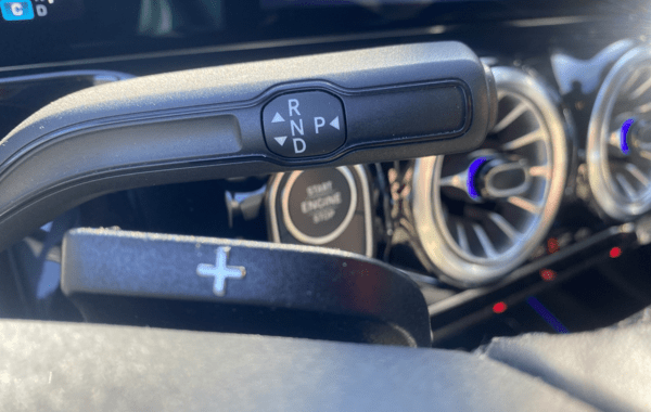 mercedes-gla-200-d-150ch-progressive-line-8g-dct - 951924713