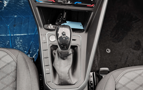 volkswagen-taigo-1-0-tsi-116ch-r-line-edition-dsg7 - 952084713