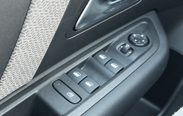 citroen-c4-1-2-puretech-130ch-s-s-plus - 953284713