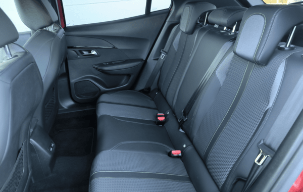 peugeot-2008-1-2-puretech-130ch-s-s-gt-eat8 - 953324713