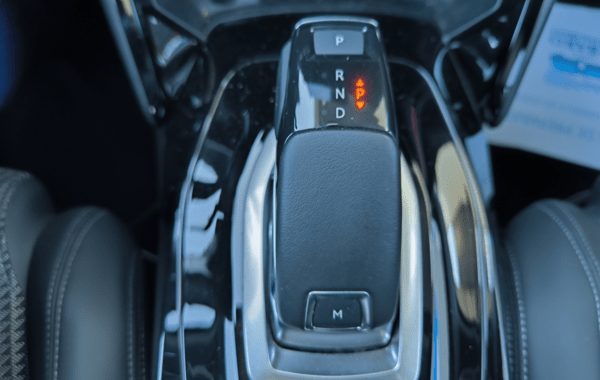 peugeot-2008-1-2-puretech-130ch-s-s-gt-eat8 - 953324713