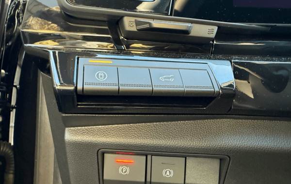 renault-austral-1-2-e-tech-full-hybrid-200ch-techno-25 - 954194713