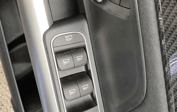 mercedes-gla-200-d-150ch-amg-line-8g-dct - 954314713