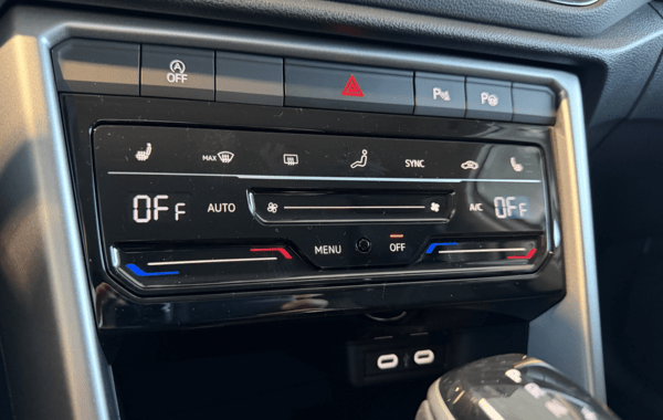 volkswagen-t-roc-1-5-tsi-evo2-150ch-life-plus-dsg7 - 954524713