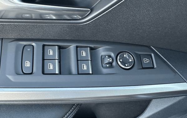 peugeot-3008-1-2-hybrid-145ch-gt-e-dcs6 - 955274713