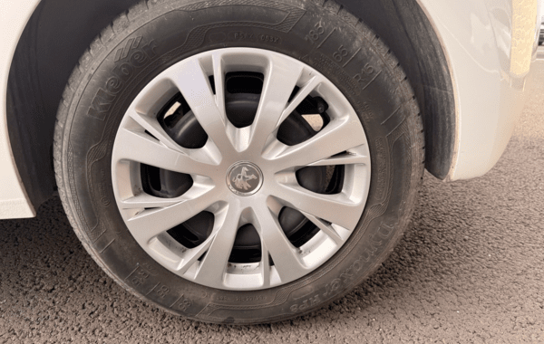 peugeot-208-affaire-1-2-puretech-82ch-s-s-premium-pack-euro6c - 955744713