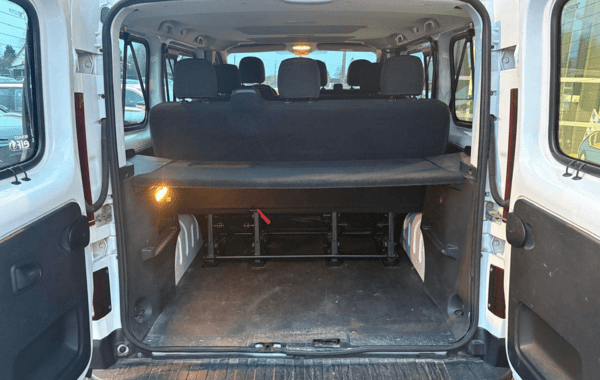 renault-trafic-iii-combi-l1-1-6-dci-125ch-energy-life-9-places - 955954713