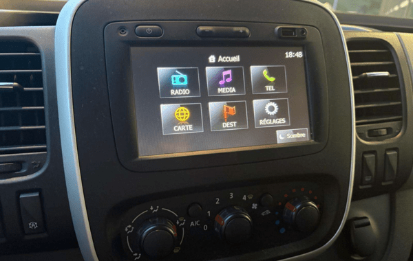 renault-trafic-iii-combi-l1-1-6-dci-125ch-energy-life-9-places - 955954713