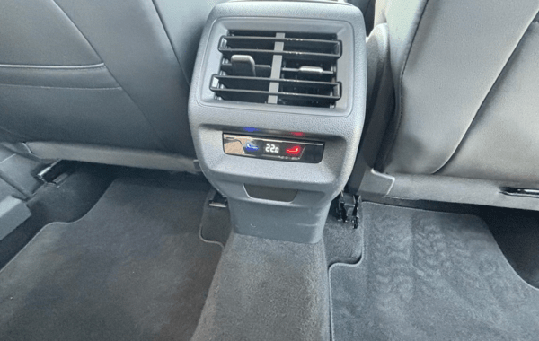 volkswagen-tiguan-2-0-tdi-150ch-life-plus-dsg7 - 956284713