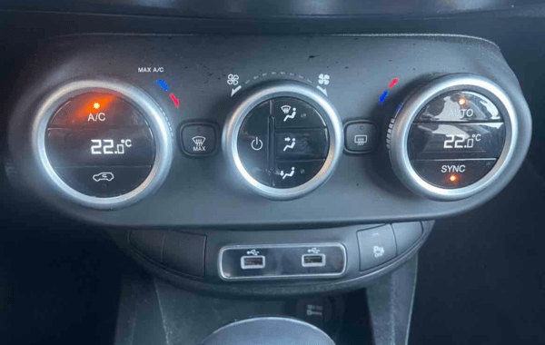 fiat-500x-1-5-firefly-turbo-130ch-s-s-hybrid-dct7 - 956984713