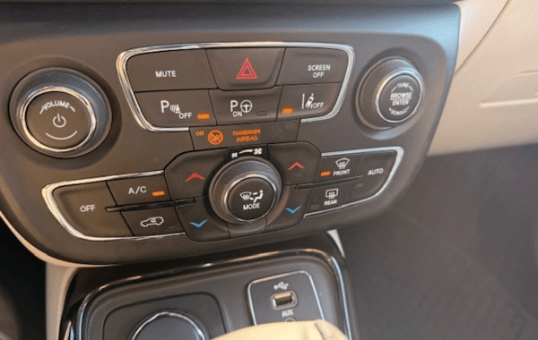 jeep-compass-2-0-multijet-ii-170ch-limited-4x4-bva9 - 957394713