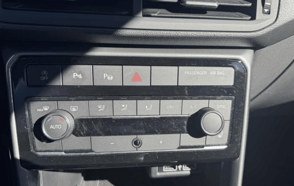 volkswagen-t-cross-1-0-tsi-115ch-carat-dsg7 - 957654713
