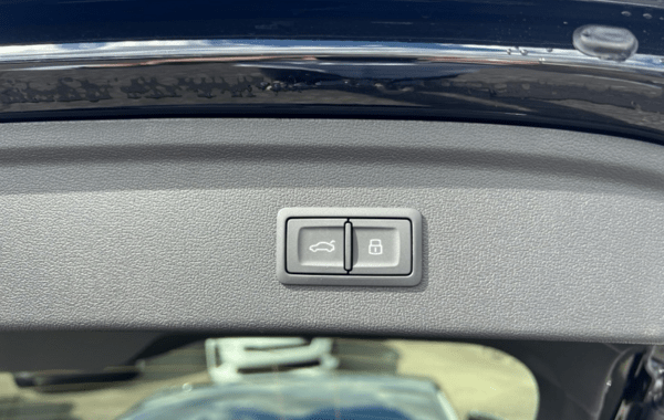 audi-a3-sportback-2-0-tdi-150ch-s-line-s-tronic-7 - 957734713