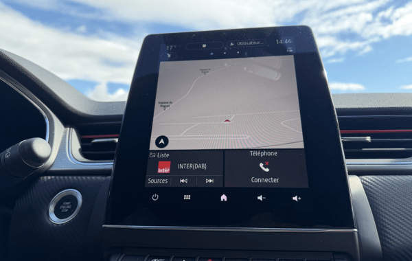 renault-captur-ii-1-3-tce-mild-hybrid-160ch-rs-line-edc - 957964713