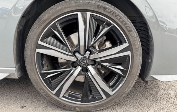 peugeot-308-1-5-bluehdi-130ch-s-s-gt-eat8 - 958004713