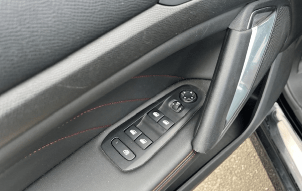 peugeot-308-1-2-puretech-130ch-s-s-gt-eat8 - 958014713