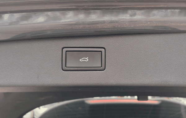 volkswagen-tiguan-2-0-tdi-150ch-r-line-dsg7 - 958394713