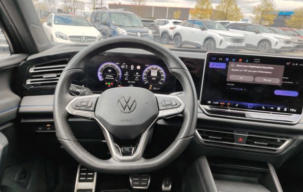 volkswagen-tiguan-2-0-tdi-150ch-r-line-dsg7 - 958394713