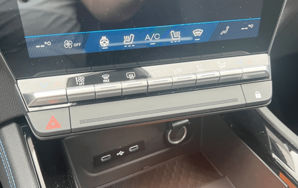 renault-austral-1-2-e-tech-full-hybrid-200ch-esprit-alpine-26 - 958794713