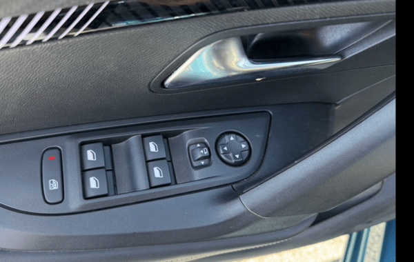 peugeot-2008-1-2-hybrid-145ch-allure-e-dcs6 - 959334713