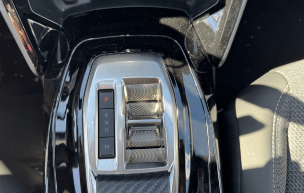 peugeot-2008-1-2-hybrid-145ch-allure-e-dcs6 - 959424713