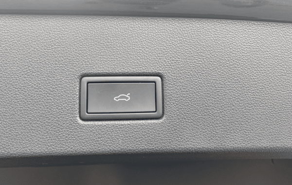 volkswagen-t-roc-1-5-tsi-evo2-150ch-r-line-dsg7 - 959474713