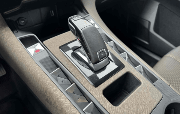 ds-ds-7-crossback-bluehdi-180ch-so-chic-automatique - 960704713