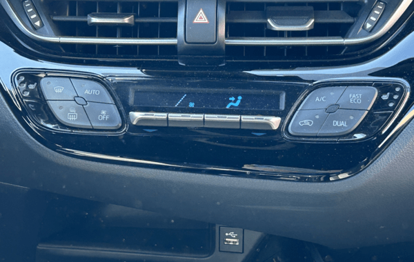 toyota-c-hr-184h-edition-2wd-e-cvt-my22 - 960774713