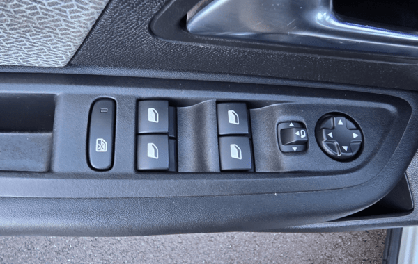 citroen-c4-puretech-130ch-s-s-shine-eat8 - 961284713