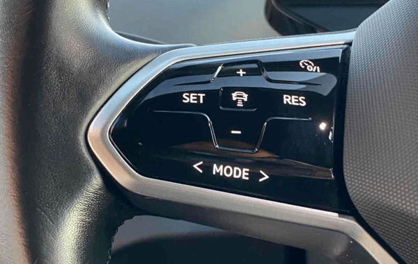 volkswagen-id-4-148ch-pure-52-kwh-life-plus - 961394713