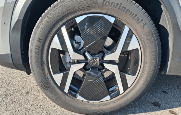 peugeot-2008-1-2-puretech-130ch-s-s-allure-eat8 - 962084713