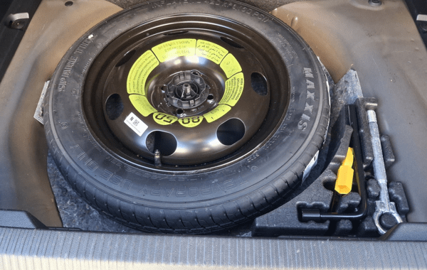 peugeot-2008-1-2-puretech-130ch-s-s-allure-eat8 - 962084713