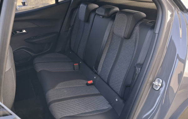 peugeot-2008-1-2-puretech-130ch-s-s-allure-eat8 - 962084713