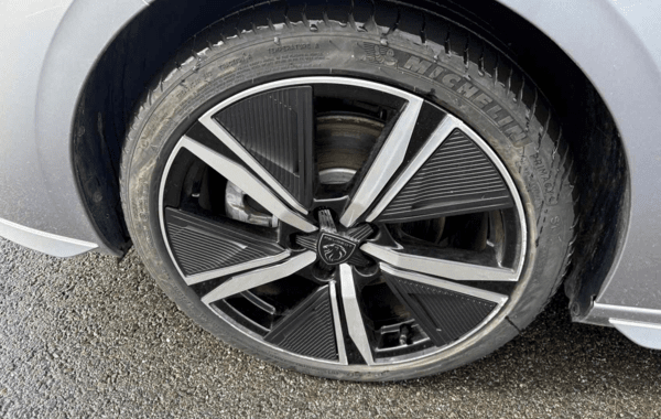 peugeot-308-sw-1-2-hybrid-145ch-gt-e-dcs6 - 962354713