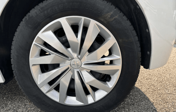 peugeot-208-1-2-puretech-75ch-s-s-active - 962744713